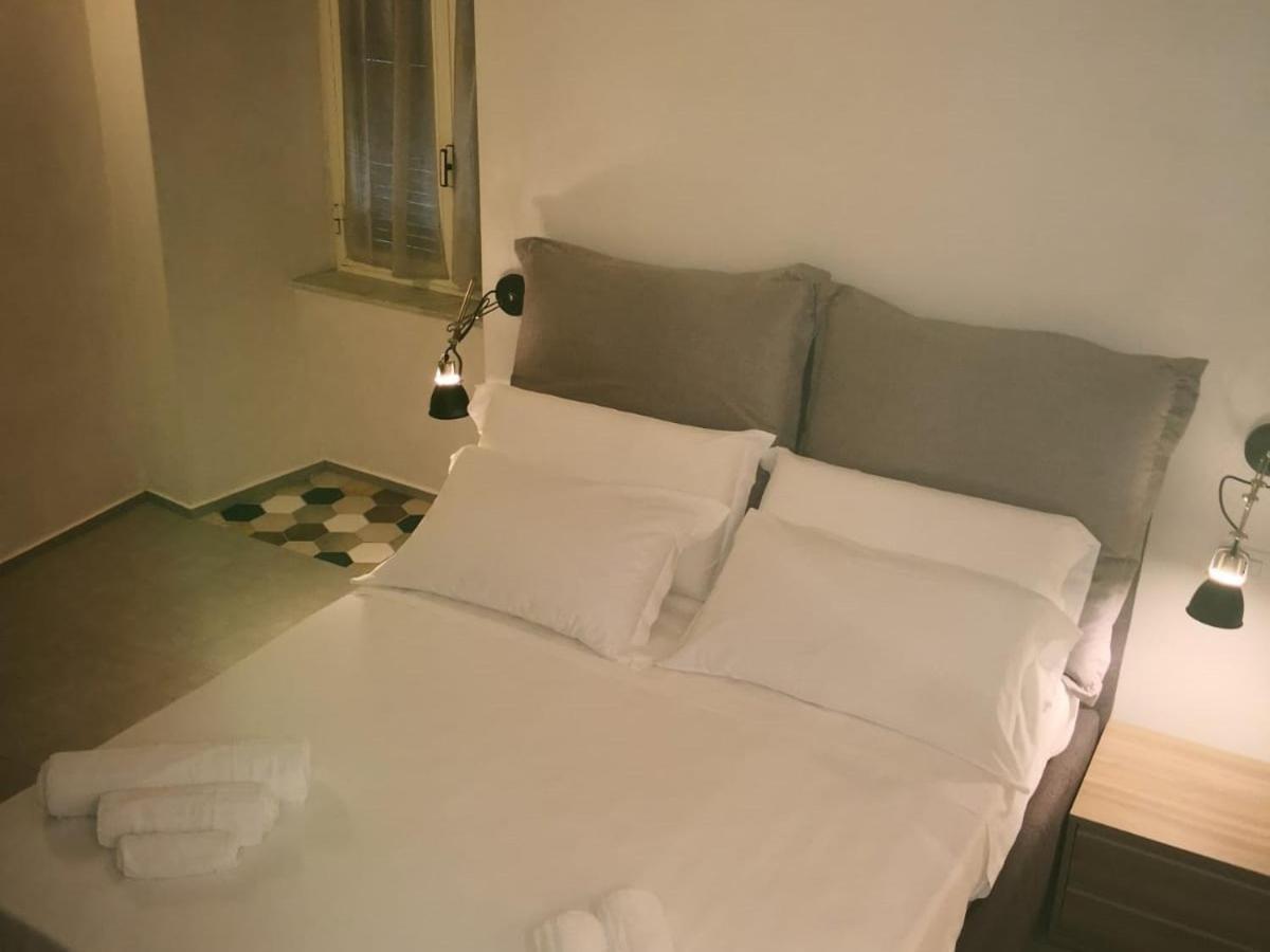 Couette-café Vicoli Di 3*